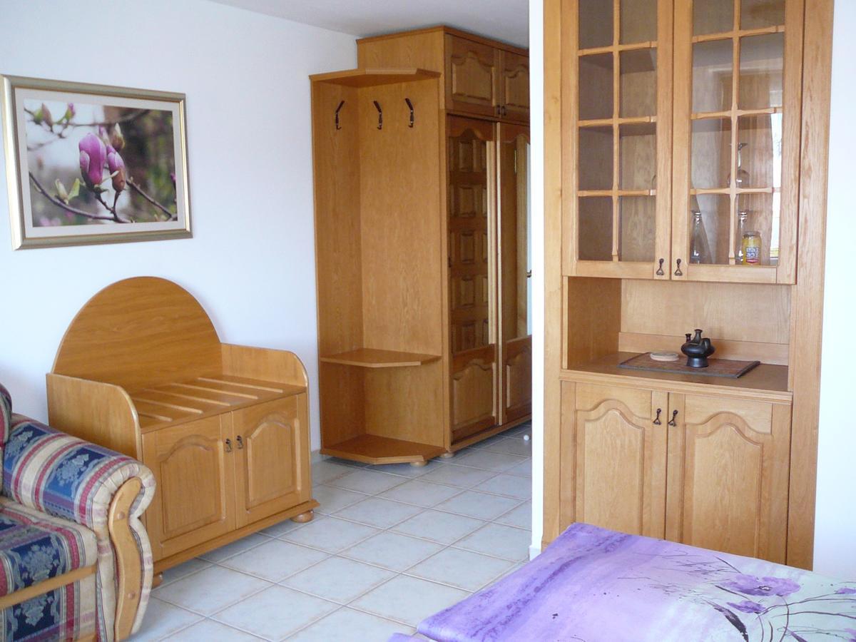 Rezydencja Nad Jeziorem Lebsko Leba Zimmer foto