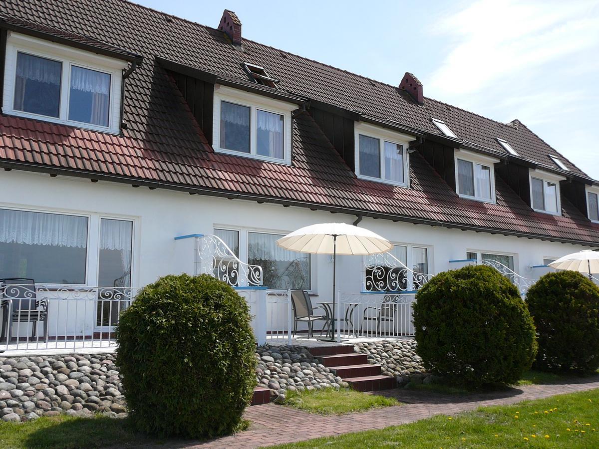 Rezydencja Nad Jeziorem Lebsko Leba Exterior foto